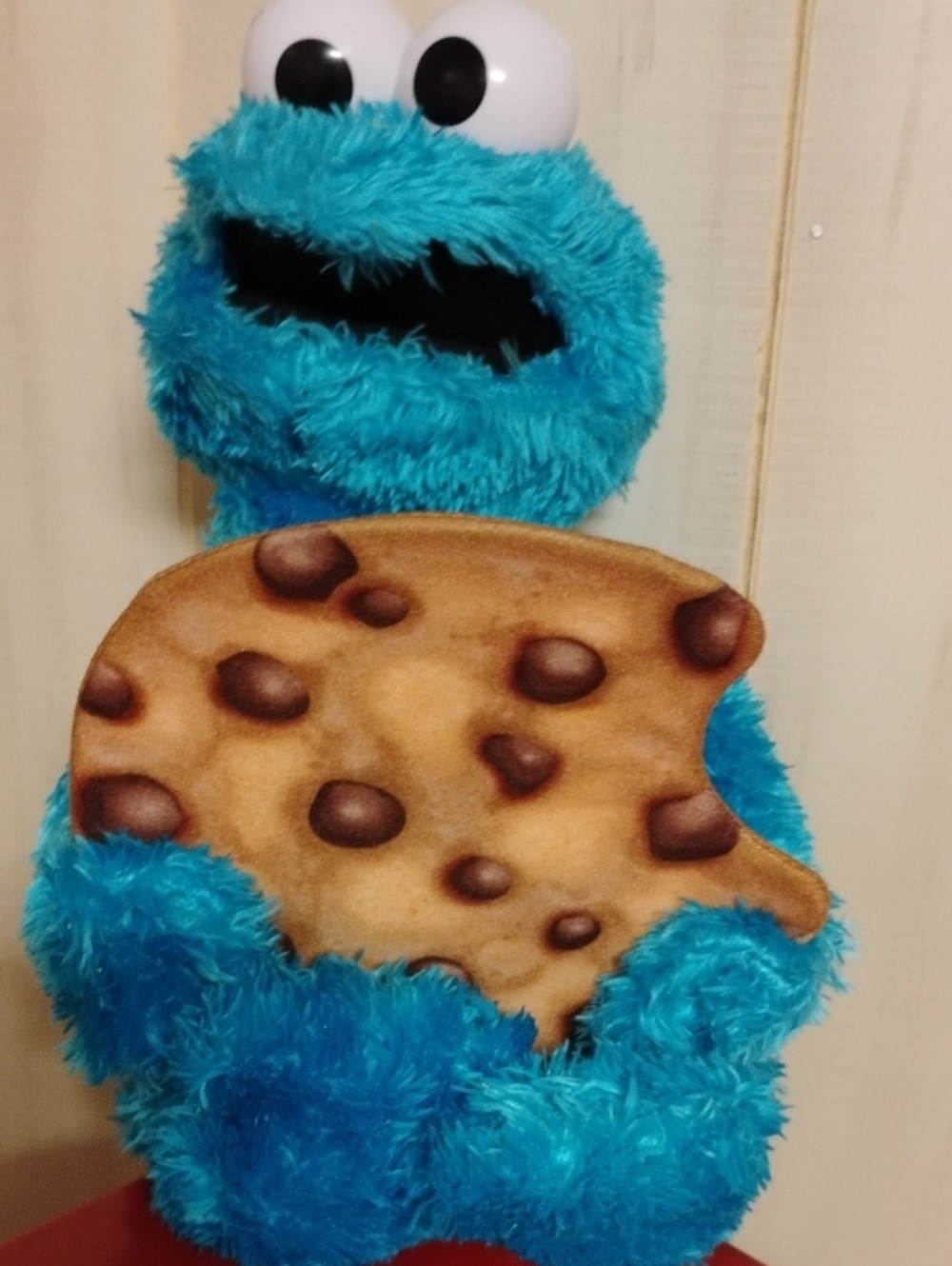 Hasbro Cookie Monster Blue Plush Bib with Cookie Design